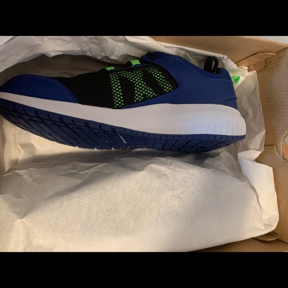 Kids Reebok - Picture 4 of 7